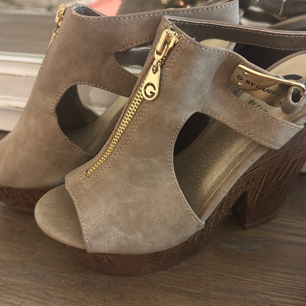 G by Guess Beige Peep Toe Platform Heels